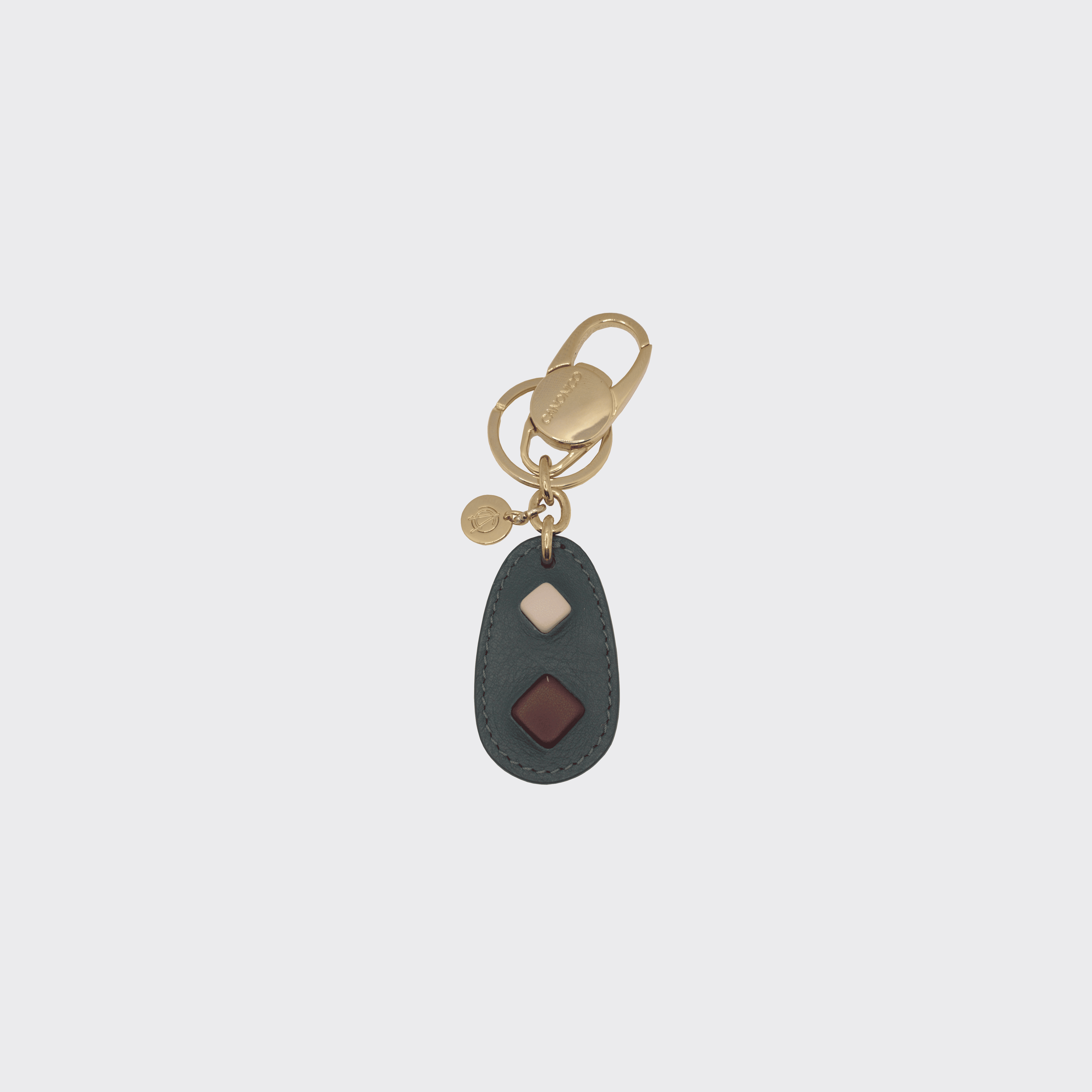 OVAL LEATHER KEYRING